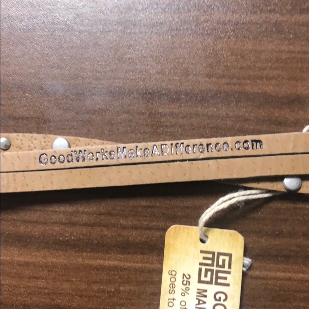 Good Work(s) bracelet - Picture 5 of 6